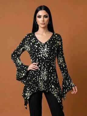 Dress U Sharon  Accordian Bell Sleeve Crepe Blouse Size 2X  Fairycore
